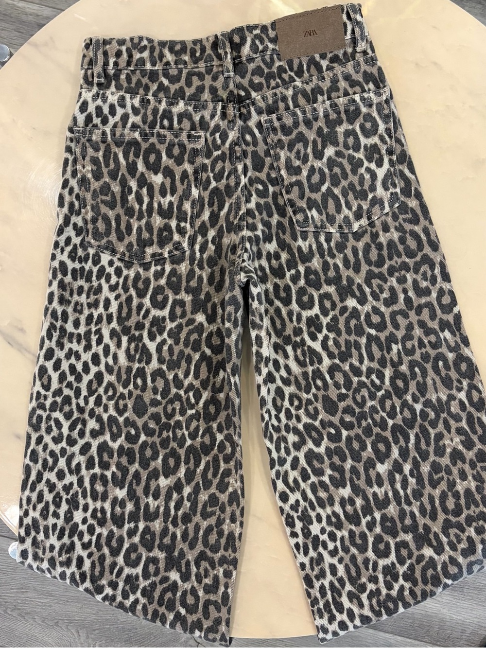 Zara Girls Leopard Print Wide Leg Jeans. - Picture 4 of 10